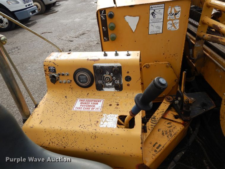 image for item DF5170 1996 Vermeer D24X40  directional boring unit