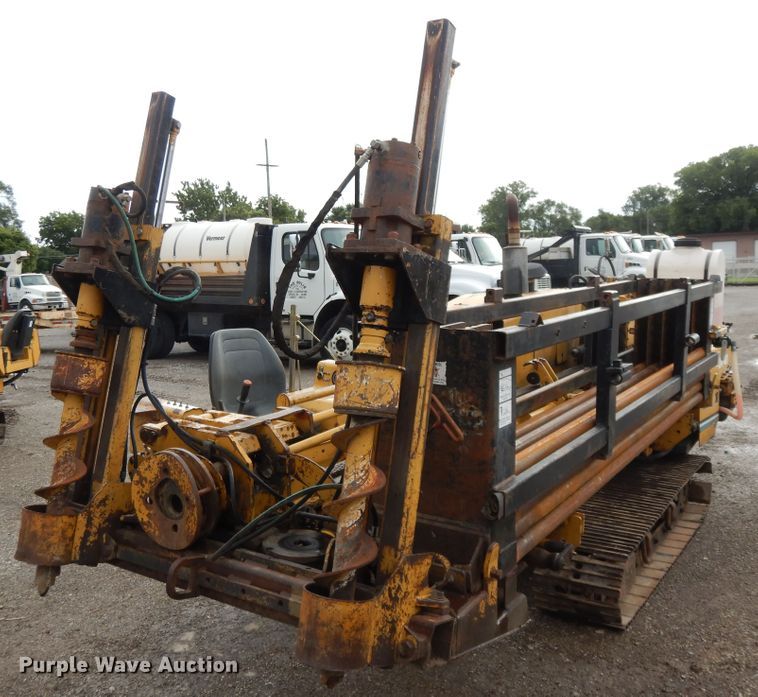 image for item DF5170 1996 Vermeer D24X40  directional boring unit