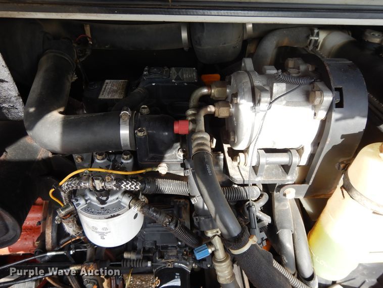 image for item DF5172 2005 Takeuchi TB135  mini excavator