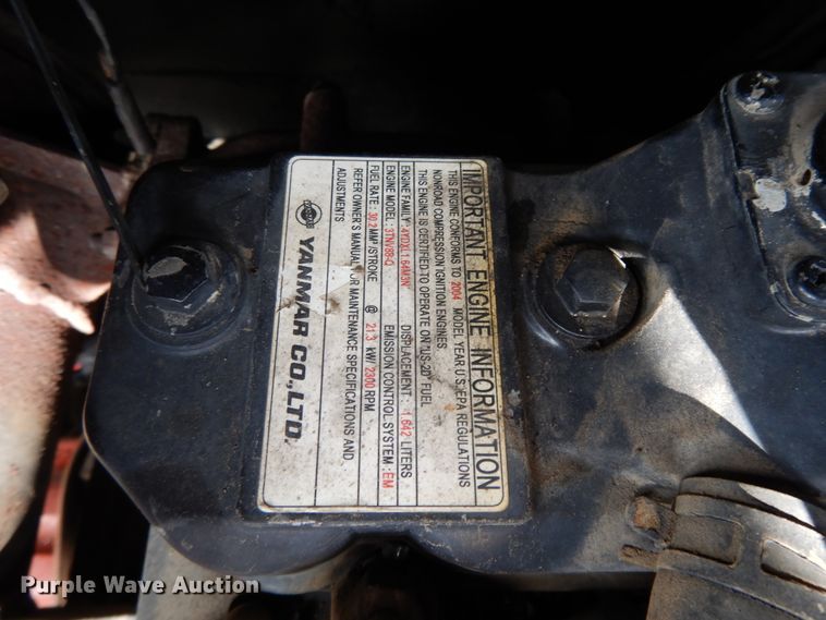 image for item DF5172 2005 Takeuchi TB135  mini excavator