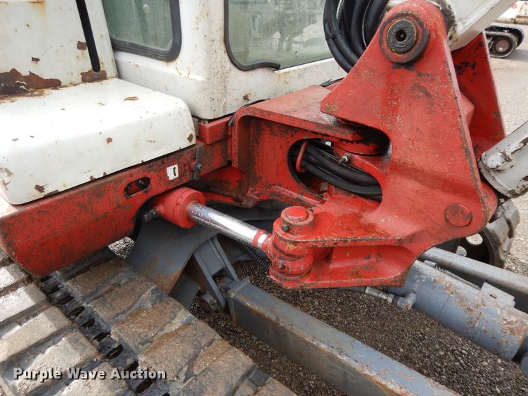 image for item DF5172 2005 Takeuchi TB135  mini excavator