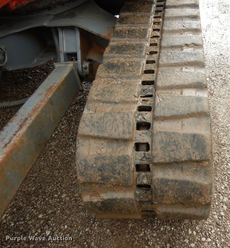 image for item DF5172 2005 Takeuchi TB135  mini excavator