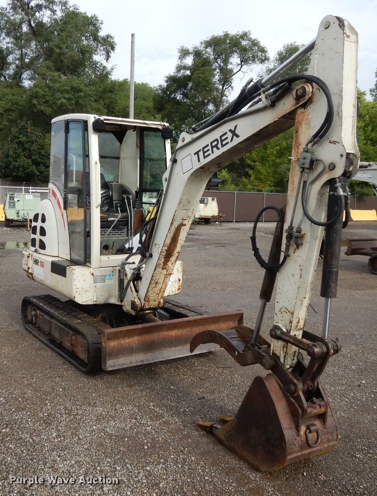 image for item DF5173 2006 Terex HR16  mini excavator
