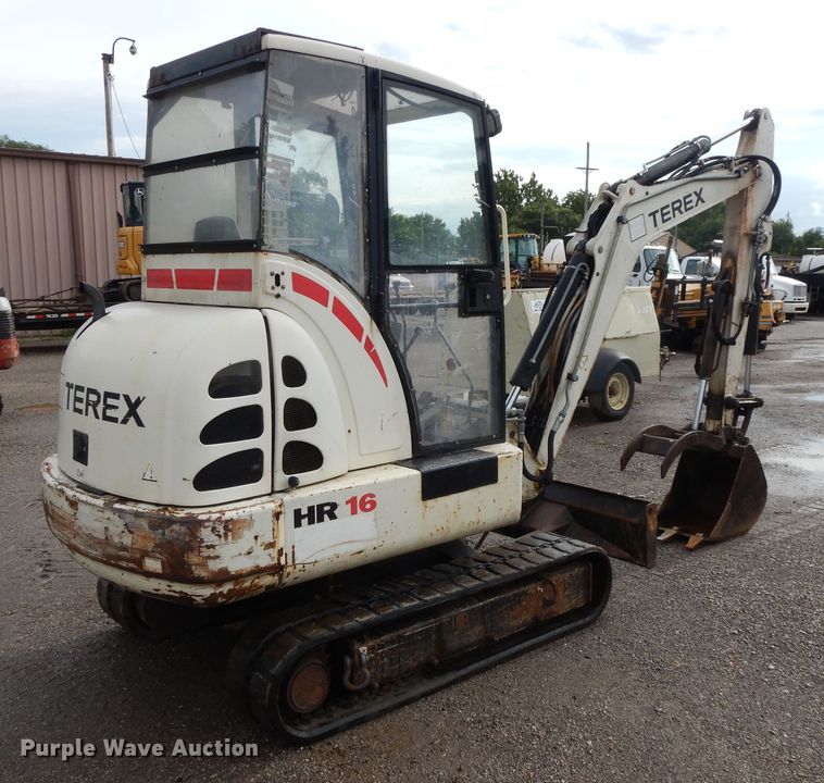 image for item DF5173 2006 Terex HR16  mini excavator