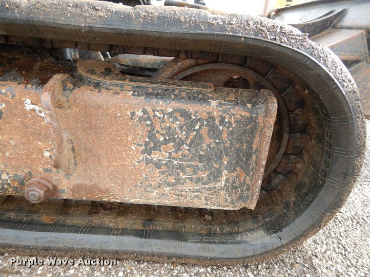 image for item DF5173 2006 Terex HR16  mini excavator