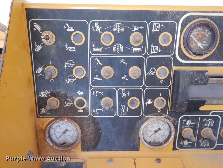 image for item DF5174 2000 Vermeer T655  trencher