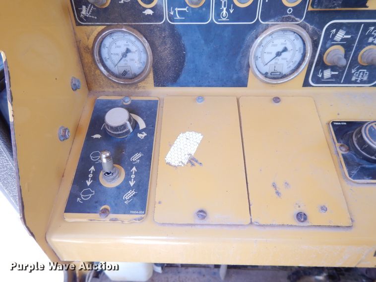 image for item DF5174 2000 Vermeer T655  trencher