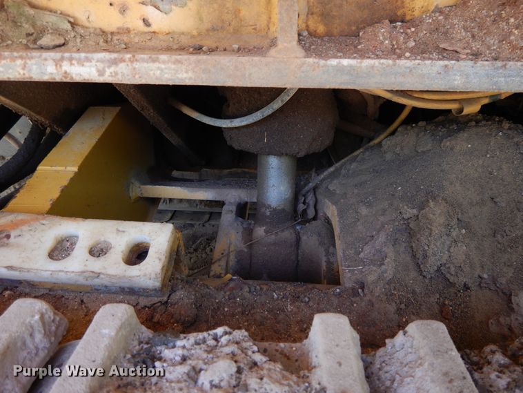 image for item DF5174 2000 Vermeer T655  trencher