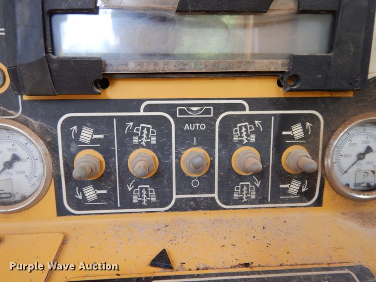 image for item DF5174 2000 Vermeer T655  trencher