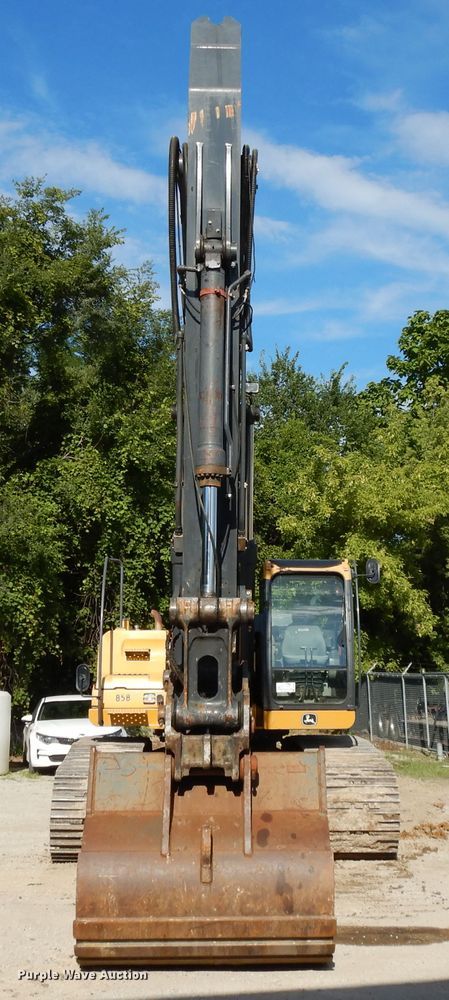 image for item DF5206 2008 John Deere 350D LC  excavator