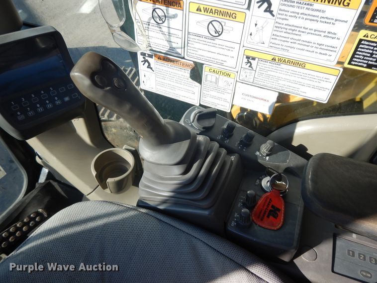 image for item DF5206 2008 John Deere 350D LC  excavator