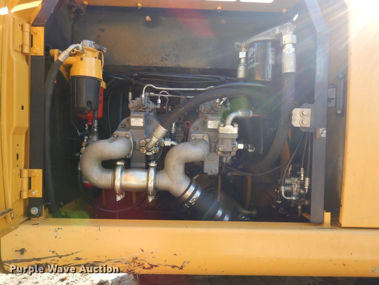 image for item DF5206 2008 John Deere 350D LC  excavator