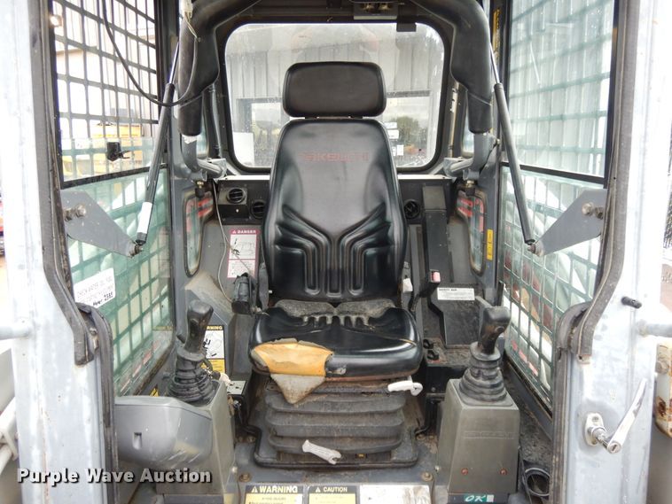 image for item DF5215 2007 Takeuchi TL130  skid steer loader