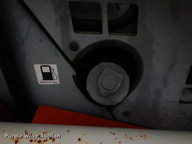 image for item DF5215 2007 Takeuchi TL130  skid steer loader