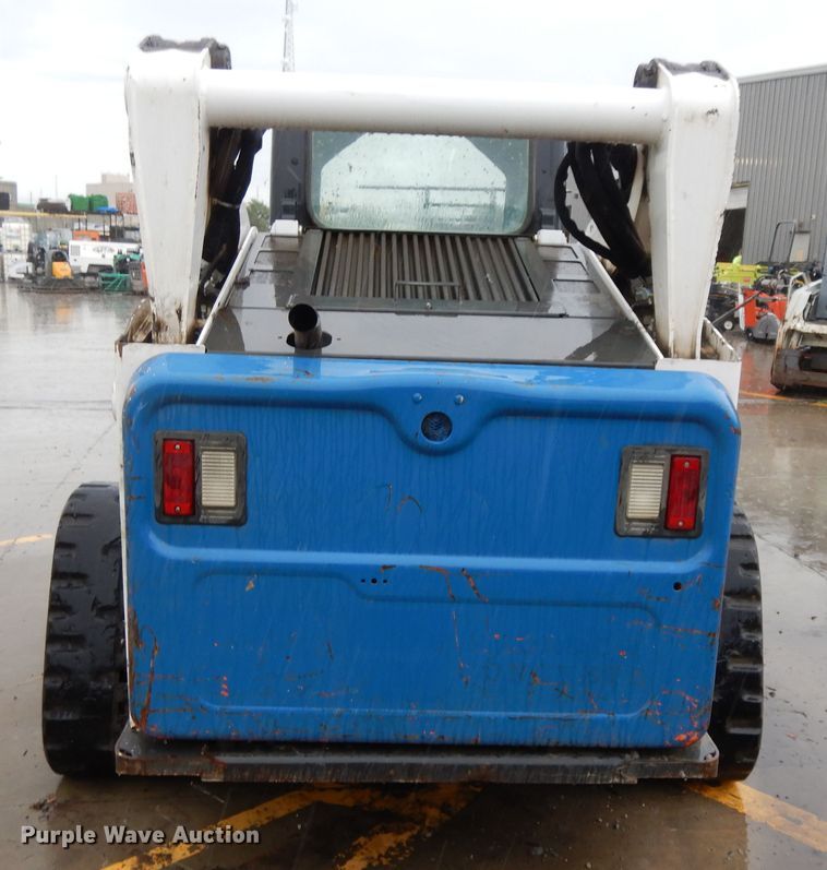 image for item DF5218 2015 Bobcat T750  tracked skid steer loader