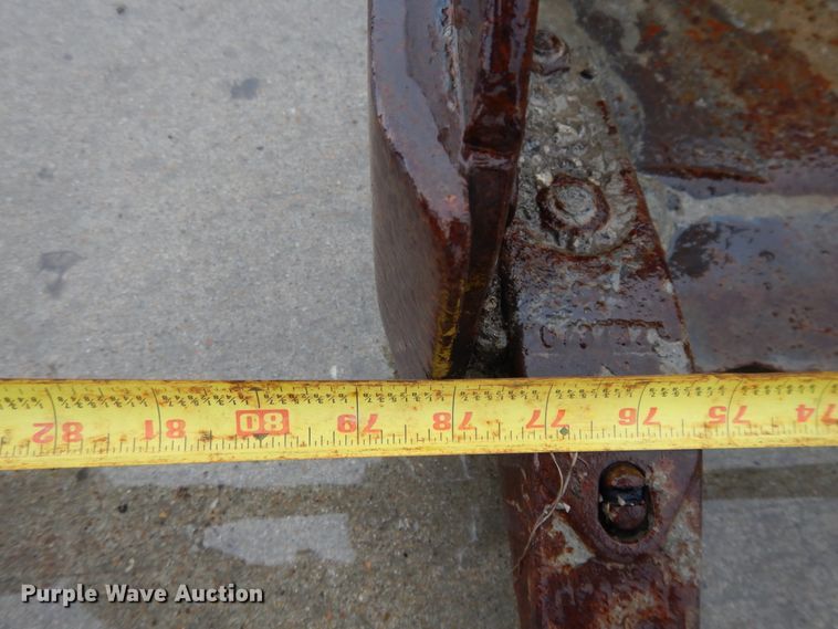 image for item DF5218 2015 Bobcat T750  tracked skid steer loader