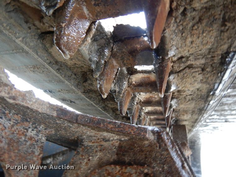 image for item DF5218 2015 Bobcat T750  tracked skid steer loader