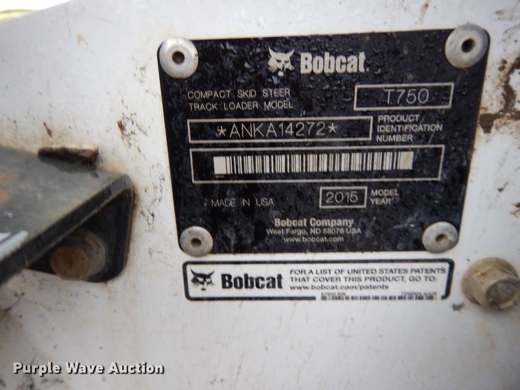 image for item DF5218 2015 Bobcat T750  tracked skid steer loader