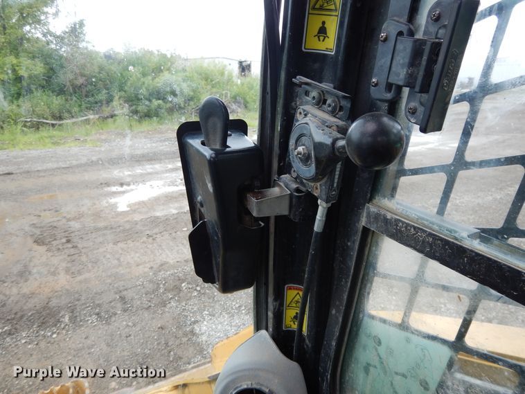 image for item DF5219 2013 Caterpillar 289C  tracked skid steer loader