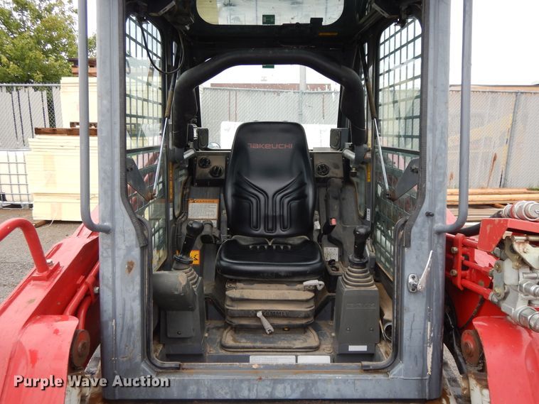 image for item DF5220 2015 Takeuchi TL8  tracked skid steer loader