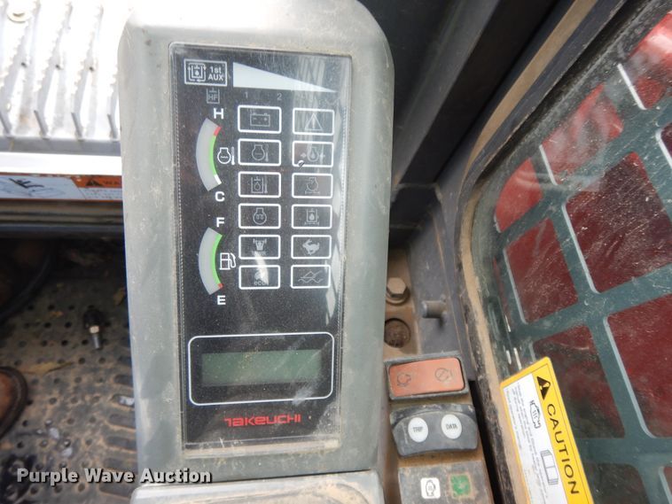 image for item DF5220 2015 Takeuchi TL8  tracked skid steer loader