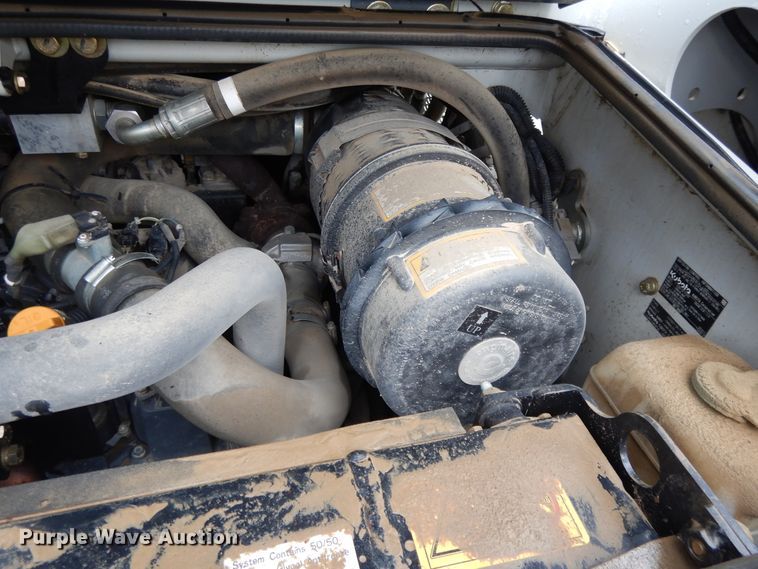 image for item DF5220 2015 Takeuchi TL8  tracked skid steer loader