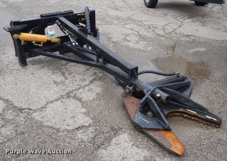 image for item DF5224 2017 Sidney skid steer tree shear