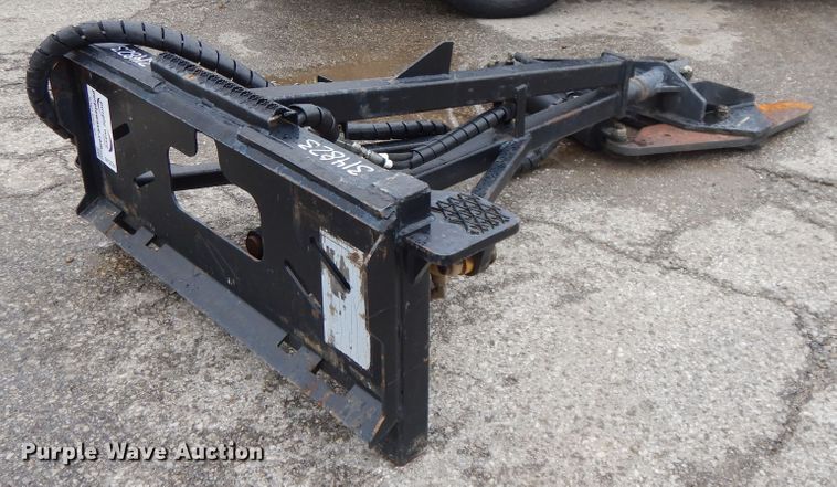 image for item DF5224 2017 Sidney skid steer tree shear