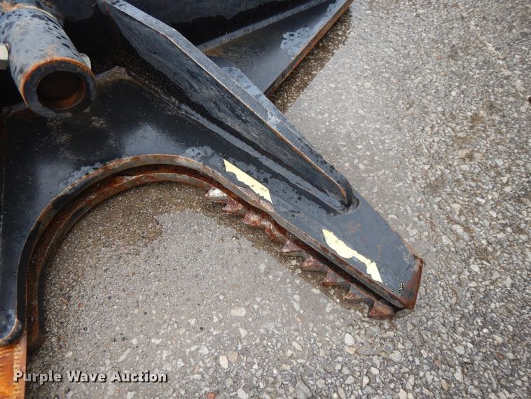 image for item DF5224 2017 Sidney skid steer tree shear