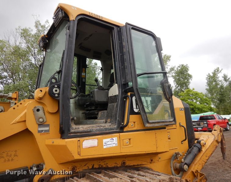 image for item DF5225 2008 Caterpillar 963D  track loader