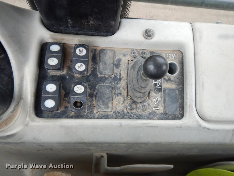 image for item DF5225 2008 Caterpillar 963D  track loader