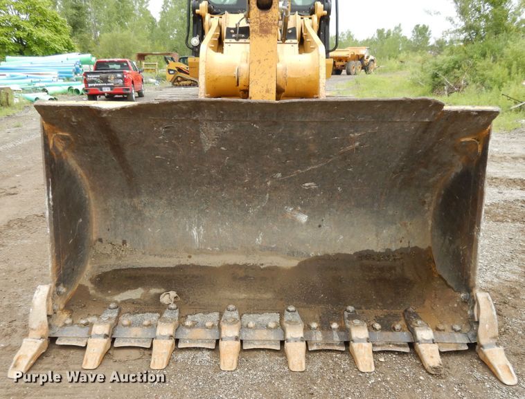 image for item DF5225 2008 Caterpillar 963D  track loader