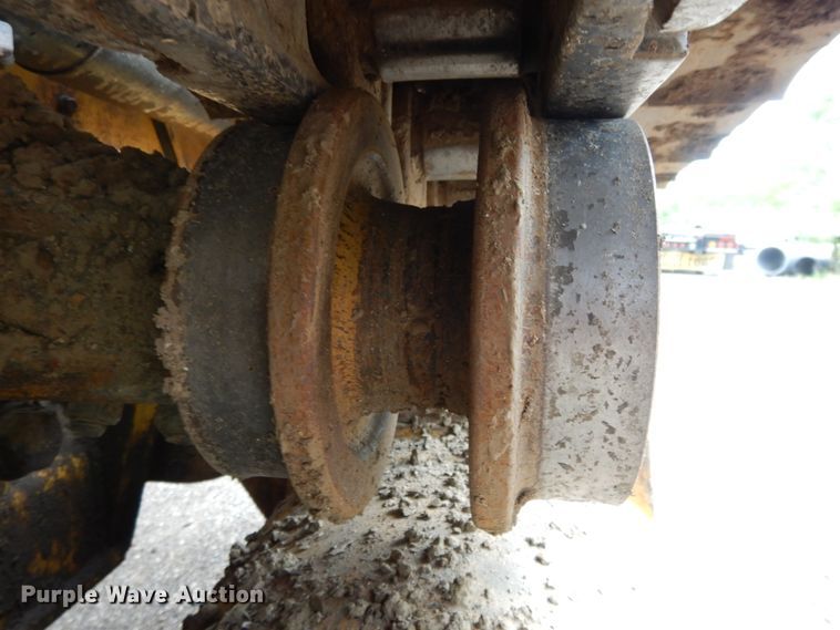 image for item DF5225 2008 Caterpillar 963D  track loader