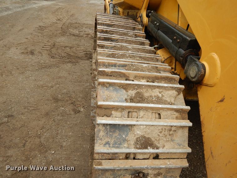 image for item DF5225 2008 Caterpillar 963D  track loader