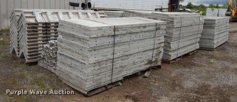 image for item DF5226 Aluminum concrete forms