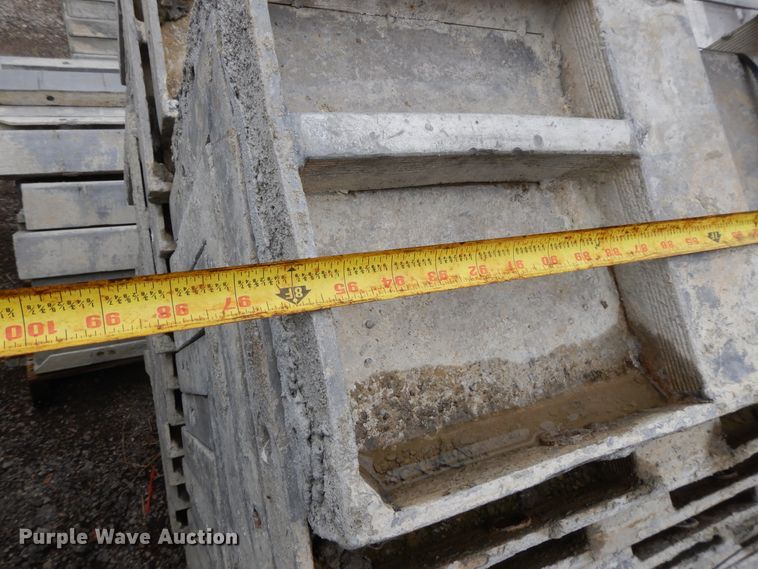 image for item DF5226 Aluminum concrete forms