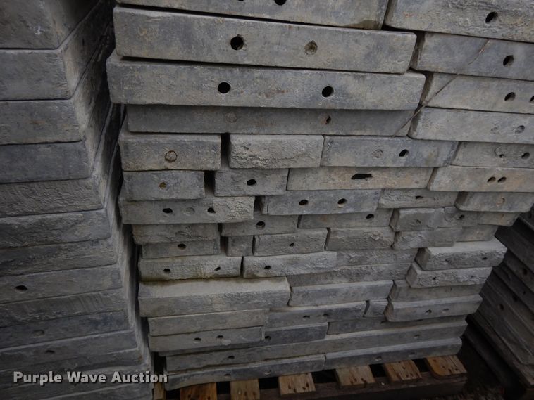 image for item DF5226 Aluminum concrete forms