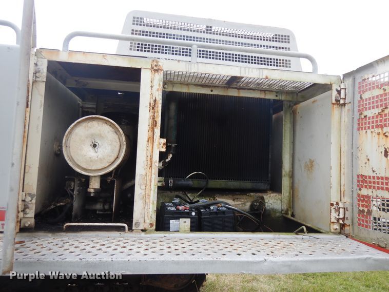 image for item DF5391 1991 Link Belt 4300C-2  excavator