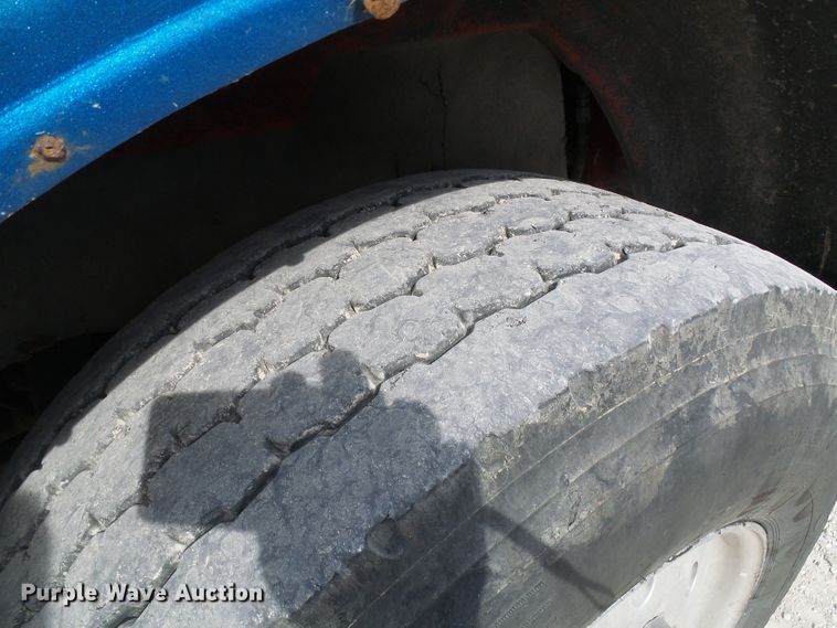 image for item DG1954 1992 Peterbilt 378  dump truck