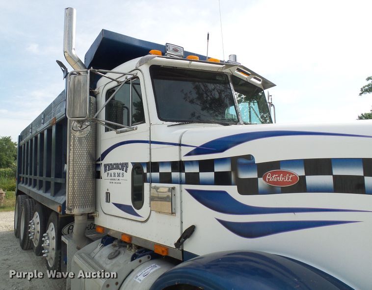 image for item DG1954 1992 Peterbilt 378  dump truck