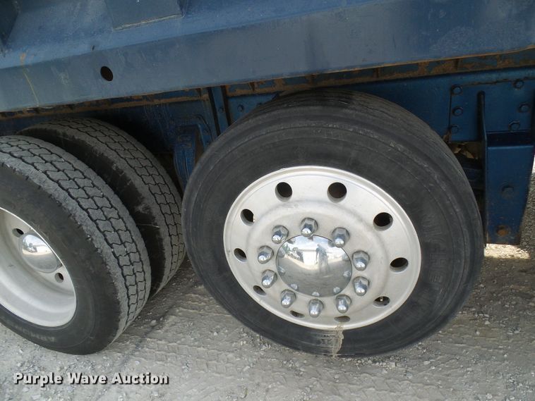 image for item DG1954 1992 Peterbilt 378  dump truck