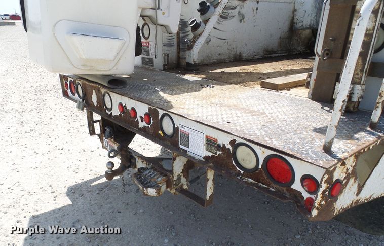 image for item DG1968 2006 Ford F550 Super Duty  bucket truck