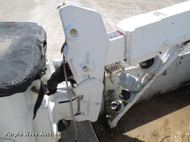 image for item DG1968 2006 Ford F550 Super Duty  bucket truck