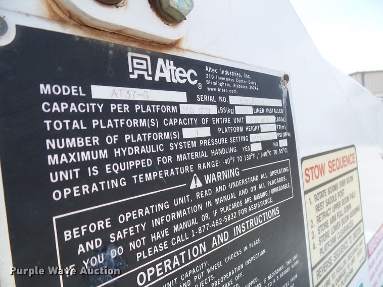 image for item DG1968 2006 Ford F550 Super Duty  bucket truck