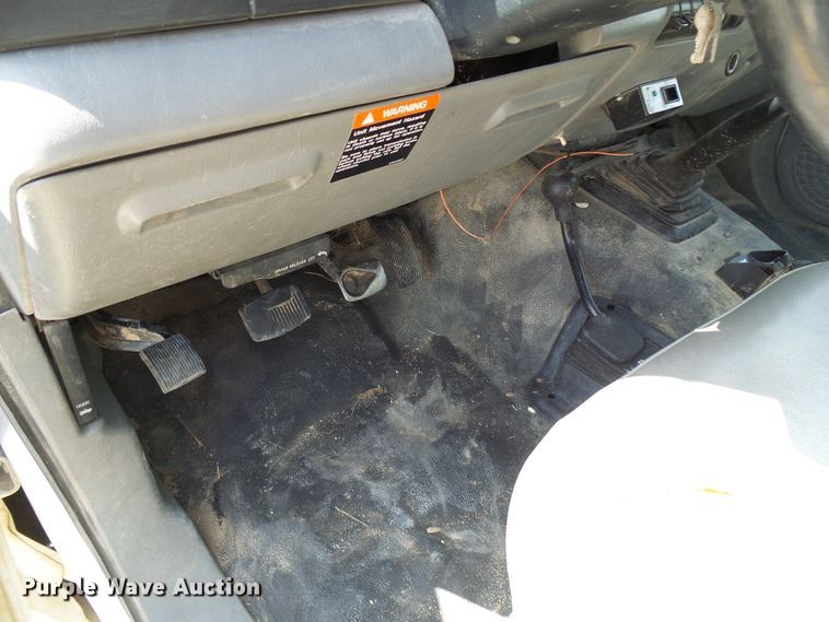 image for item DG1968 2006 Ford F550 Super Duty  bucket truck