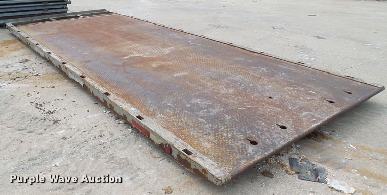 image for item DG1984 Rollback bed