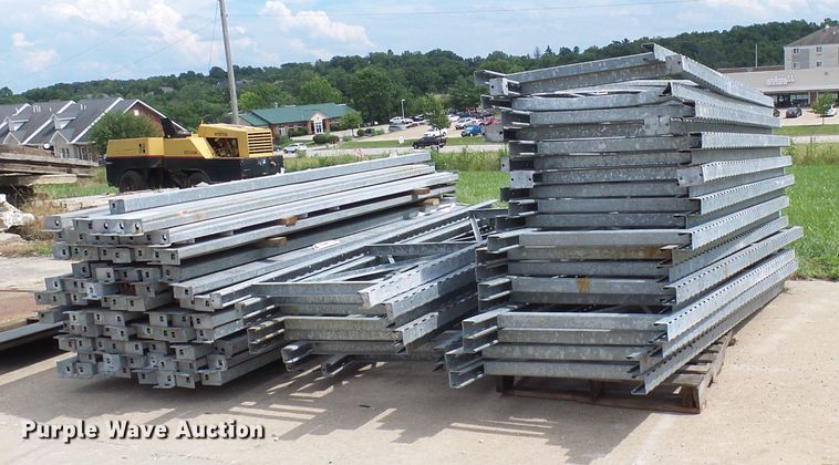 image for item DG1985 Pallet racking