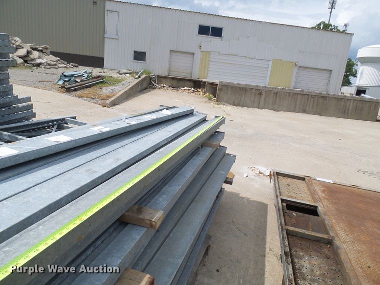 image for item DG1985 Pallet racking