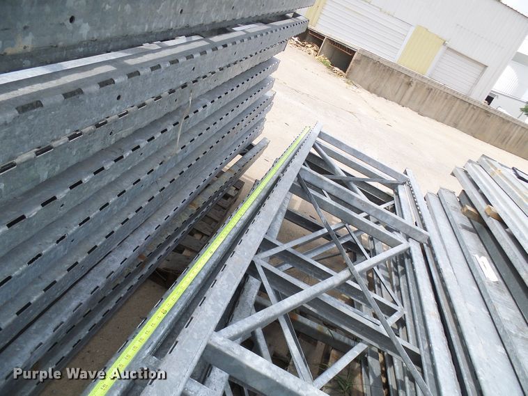 image for item DG1985 Pallet racking