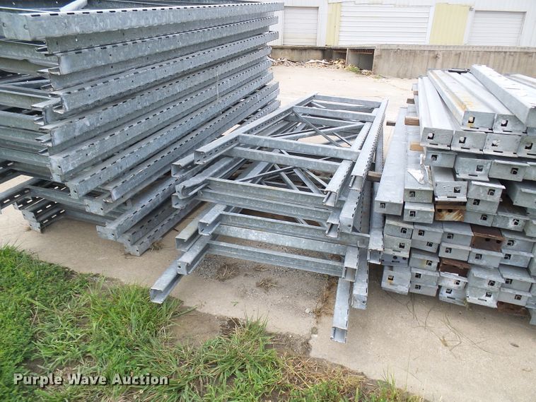 image for item DG1985 Pallet racking